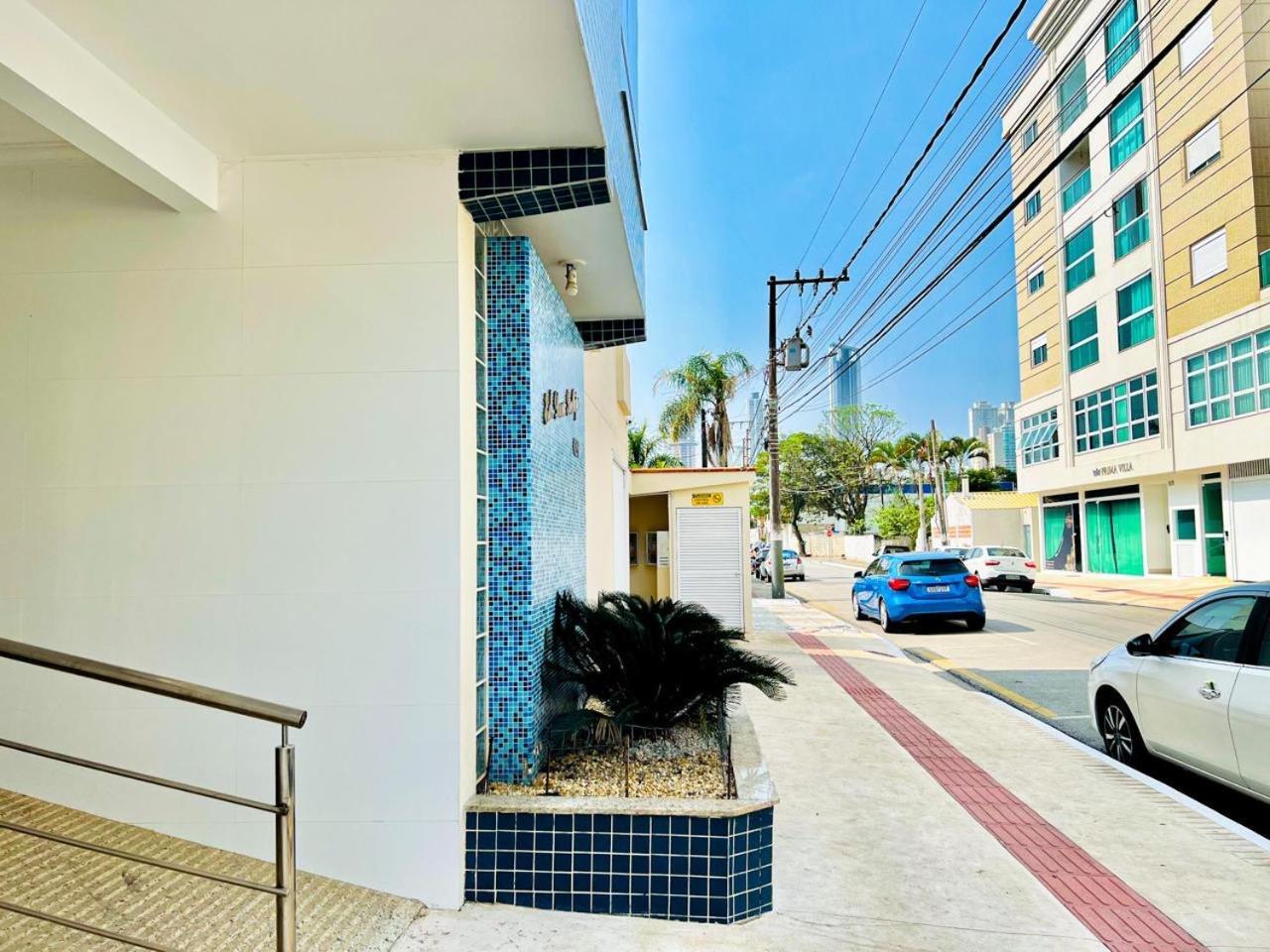 Lindo Apto Balneario Camboriu 1200 M Praia Central Exterior photo